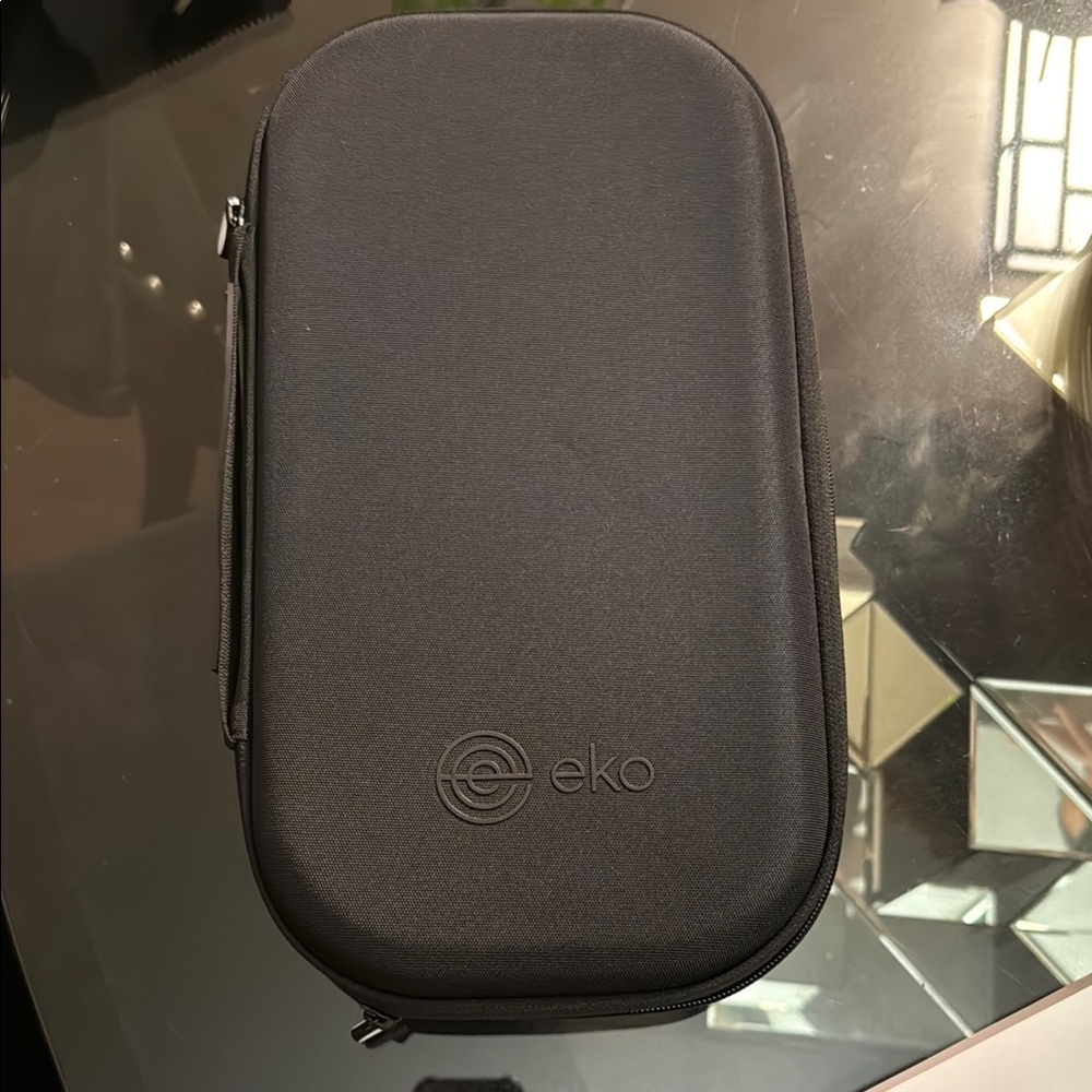 Eko Black Zippered Case
